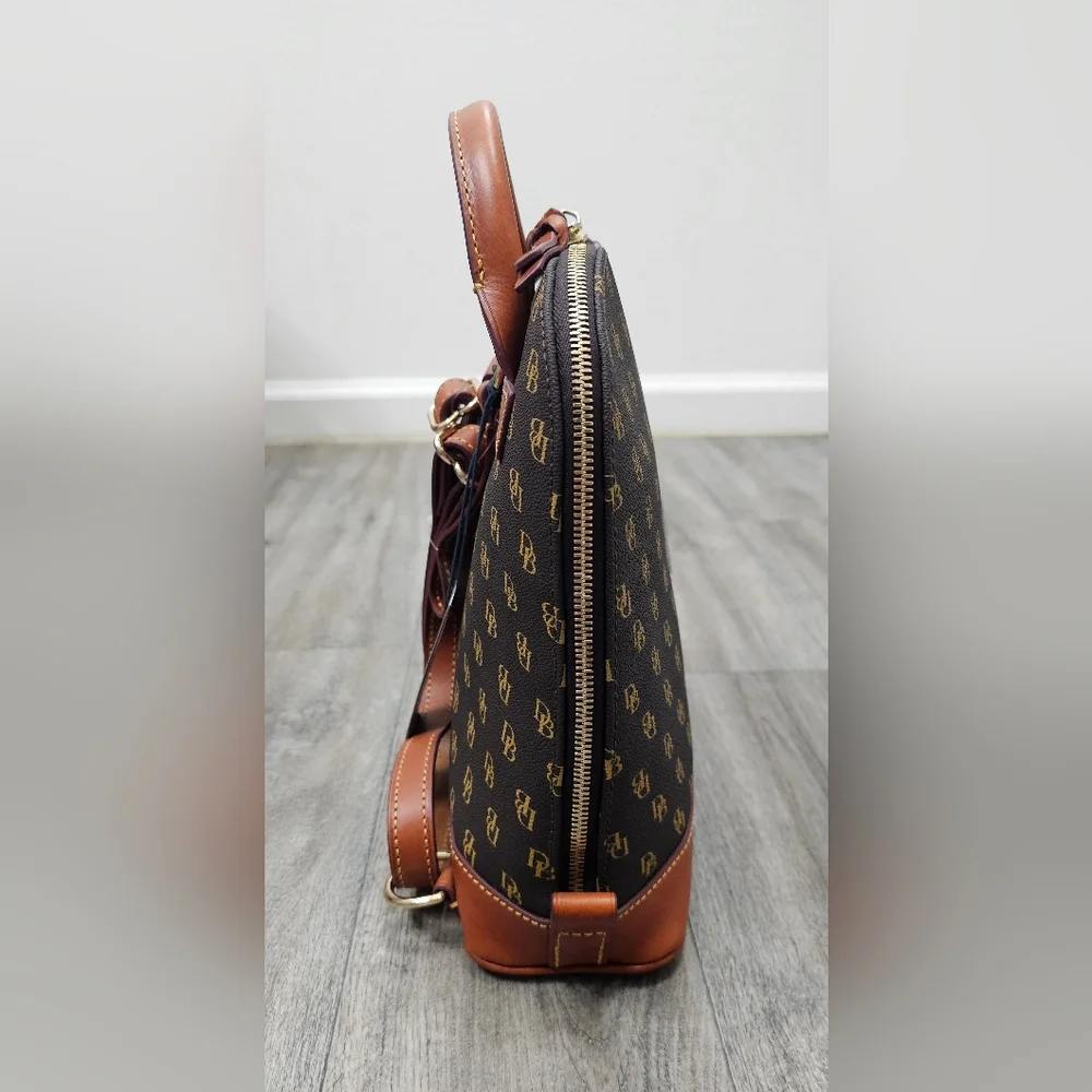 Dooney & Bourke Zip Pod Backpack-New York Yankees-*NWT* - Picture 2 of 8